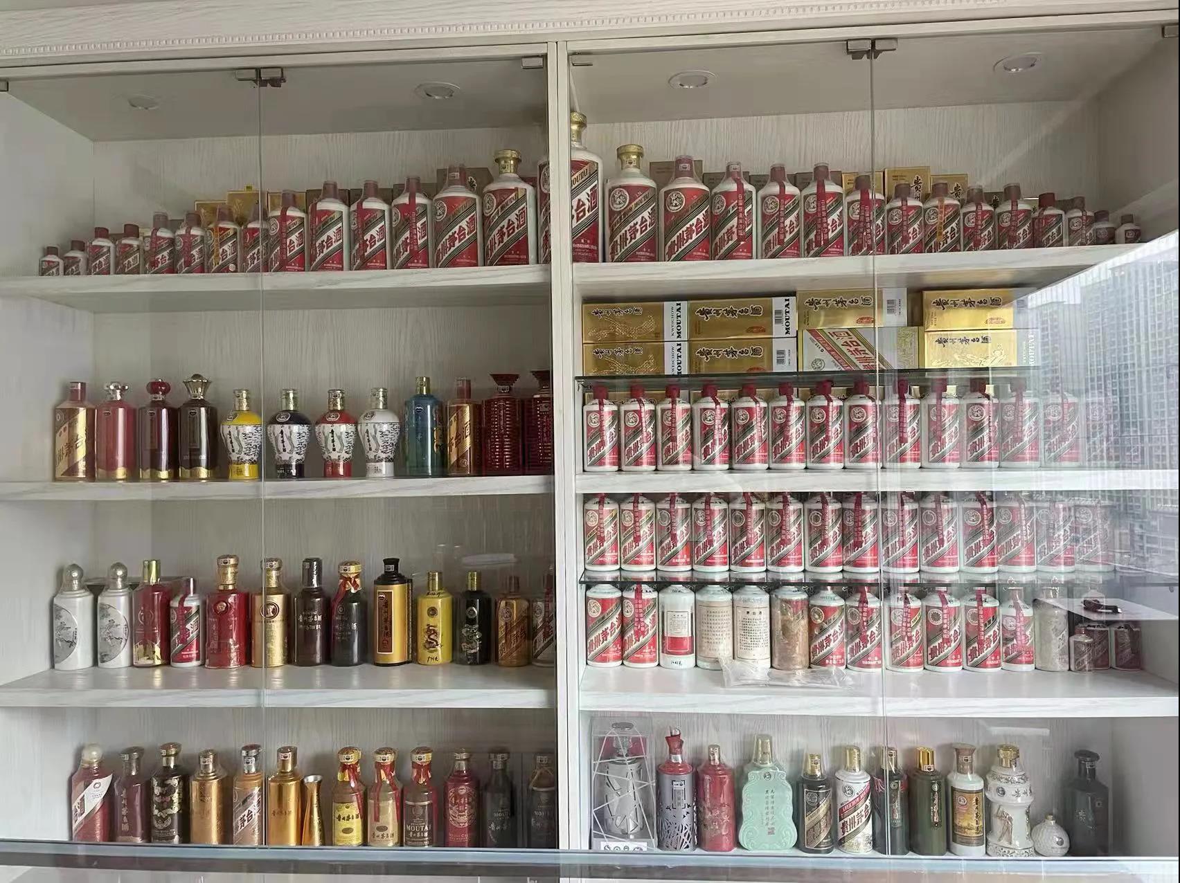 值得收藏的4款白酒,个个都是酒中佳品,遇见别错过